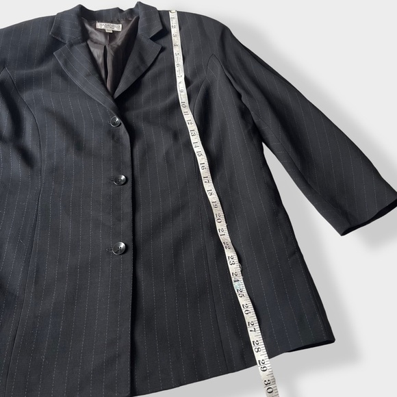 Tamotsu NY Black Pinstripe Blazer Jacket 14W - Picture 10 of 12